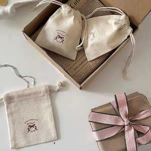Pochette à bijoux en coton mousseline personnalisée avec logo, sacs en toile à cordon, sacs cadeaux réutilisables écologiques - Product Image 3