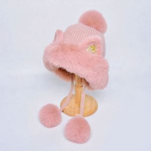 Bonnet d'hiver tricoté en fourrure épaisse et chaude pour femme, avec oreilles de chat et pompon, coupe-vent, idéal pour l'extérieur - Vente en gros - Product Image 5
