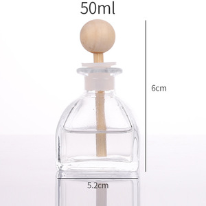 50Ml Rỗng Sang Trọng Nhà Hương Thơm Mông Cổ Yurt Sắc Nét Vuông Thủy Tinh <span class=keywords><strong>Reed</strong></span> Khuếch Tán Chai Với Bằng Gỗ Bóng Stopper Làm Mát Không Khí - Product Image 2