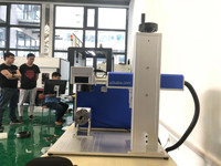 Marqueur laser à fibre MOPA JPT |   Largeur d'impulsion réglable pour le marquage couleur sur l'acier inoxydable et l'aluminium