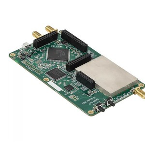HackRF One 1 MHz~6 GHz Radio définie par logiciel (SDR) open source avec module d'horloge TCXO externe L862 - Product Image 4