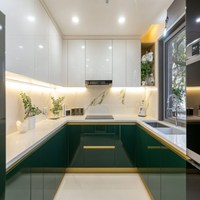 Armoire de cuisine moderne en mélamine avec dosseret Fabricant de meubles Armoires murales modèles pour l'amélioration de l'habitat et la cuisine