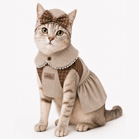 Ensemble robe tablier beige Hamolly avec bonnet et jupe à volants