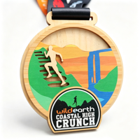 Médaille de sport multicouche en bois de bambou, impression UV personnalisée, logo gravé au laser, récompense de finisseur de course en montagne écologique avec ruban
