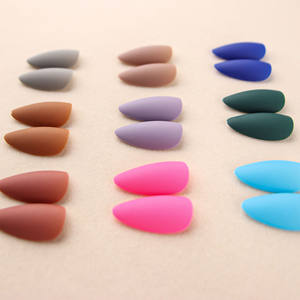 24 piezas de <span class=keywords><strong>uñas</strong></span> postizas acrílicas de almendra portátiles en 24 colores sólidos, suplementos artísticos de <span class=keywords><strong>uñas</strong></span> brillantes y <span class=keywords><strong>Mate</strong></span>, <span class=keywords><strong>Otoño</strong></span> Invierno - Product Image 5