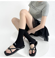 NIMBLEE En gros Chaussettes mi-mollet en maille tricotée respirante et fine pour printemps-été avec logo sur le bord