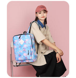 Nouvelle collection : Ensemble de 3 sacs à dos unisexes imperméables style graffiti pour étudiants – Sac d'école tendance pour l'extérieur avec fermeture éclair personnalisable pour garçons et filles - Product Image 2