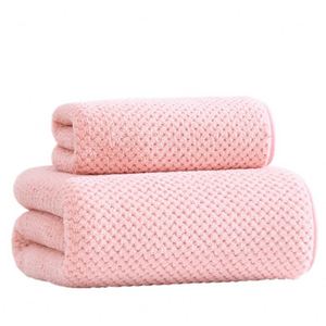 Coral <b>Fleece</b> Bath Towel for Adults Thickened Absorbent Beauty Salon Bed <b>Sheet</b> Quick-Dry Not Easy to Shed Hair Home Use - Product Image 1
