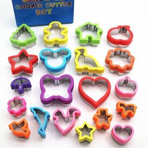 Juego de 20 Cortadores de Sándwiches de Dinosaurios para Niños, Cortadores de <span class=keywords><strong>Galletas</strong></span> de Dibujos Animados, Moldes para Hornear Fondant, de Fábrica China - Product Image 1