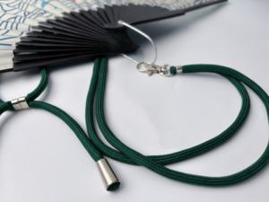 Prezzo di fabbrica 2025 ventilatore in legno pieghevole su misura 23cm 26cm da portare via i ventilatori a mano con cordini a tracolla per regalo - Product Image 6