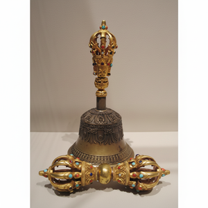 ระฆังพิธีกรรมชุบทองและ Vajra ห้าง่ามประดับด้วยอัญมณีและปะการังที่มีสีสัน - Product Image 1