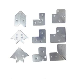 Connecteurs d'angle en fer à angle droit en alliage d'aluminium fileté de forme spéciale GQK, solides et faciles à installer, supports pour portes et étagères - Product Image 3