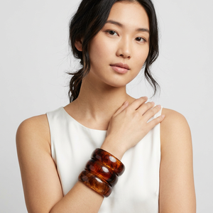 กำไลเรซิ่นใสที่สง่างามพร้อมฝังพฤกษศาสตร์จริงสำหรับผู้ซื้อเครื่องประดับอินเทรนด์ศิลปะและรักธรรมชาติ - Product Image 1