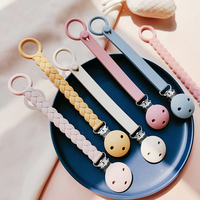 Attache-tétine promotionnelle de qualité alimentaire Clips de tétine en silicone pour bébé Attache-tétine à chaîne