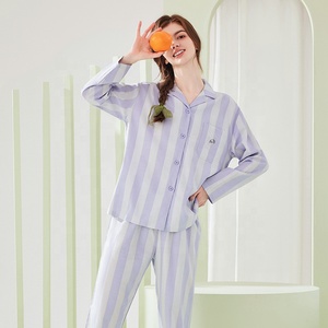 Pigiama Estivo Termico per <span class=keywords><strong>Donna</strong></span>, 48% Modal 45% Cotone 7% Spandex, Set con Pantaloni Lunghi e Camicia con Bottoni - Product Image 1