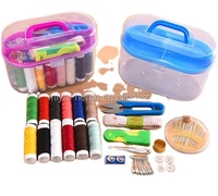 En gros Portable Accessoire De Couture Kit de Couture/Boîte en plastique boîte à outils de couture/Maison mini kit de couture outil boîte avec poignée