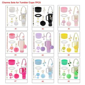 Juego de Accesorios de Silicona Ecológicos con Diseño Floral de 7 Piezas, Colgante de Peluche para Llaves, Asa de Transporte, Kits Decorativos para 40 oz - Product Image 4