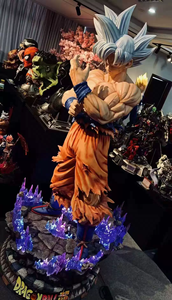 Statue <span class=keywords><strong>Son</strong></span> <span class=keywords><strong>Goku</strong></span> <span class=keywords><strong>Ultra</strong></span> <span class=keywords><strong>Instinct</strong></span> à l'échelle 1:1, sculpture en résine Dragon <span class=keywords><strong>Super</strong></span> Anime, base lumineuse LED, figurine grandeur nature pour exposition - Product Image 5