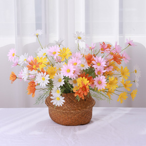 Bouquet de marguerites artificielles en soie jaunes pour la décoration de la maison et les accessoires de mariage - Product Image 2