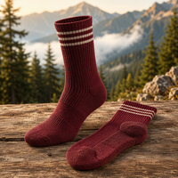 Chaussettes de randonnée en laine mérinos sur mesure, sans couture, mi-mollet, rembourrées et amorties, pour l'alpinisme et le trekking