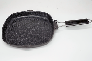 Các loại khác nhau của màu đen không dính thép carbon Fry Grill Pan Set với tay cầm bằng gỗ - Product Image 3