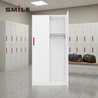 Armoire de rangement en métal CHNSMILE à 2 portes avec barre de suspension pour salle de sport