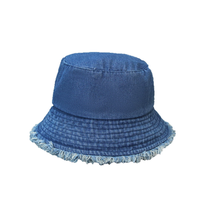 Chapeau de pêcheur en denim effiloché de luxe pour femmes, protection UV, chapeau de soleil à large bord, chapeau seau polyvalent et élégant - Product Image 1
