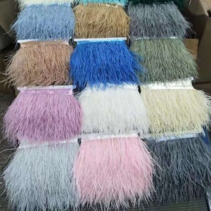Flecos de Plumas de Avestruz de 10-15 cm en Varios Colores al por Mayor para Ropa de Baile, <span class=keywords><strong>Vestidos</strong></span> de Moda, Disfraces y Accesorios de <span class=keywords><strong>Alta</strong></span> <span class=keywords><strong>Costura</strong></span> - Product Image 1