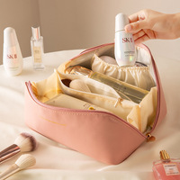 Tas Kosmetik Perlengkapan Mandi Wanita Kapasitas Besar Bentuk Kerang Tahan Air Dapat Diperluas Ringan Portabel Tas Bantal Make Up