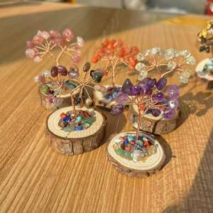 Eco-Friendly Cristal Natural Esmagado Pedra <span class=keywords><strong>Money</strong></span> <span class=keywords><strong>Tree</strong></span> Ornamento De Madeira Base Decor para Casa Carro Mini Pequenos Espaços - Product Image 1