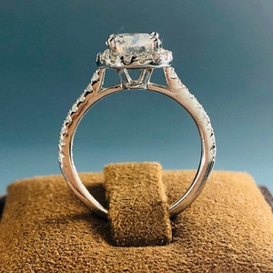 Anillo de Moissanita Plateada al por Mayor XINGYUE, Moissanita Redonda Súper Blanca en Plata de Ley 925 - Product Image 2