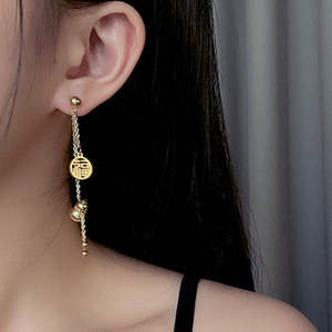 Wholesale New High End Brass Fashion Korean Earrings Statement Earrings Pearl <b>Stud</b> Earrings Women Jewelry - Product Image 2