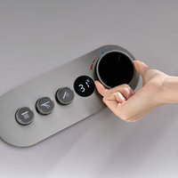 Nouveau design de luxe Douche pluie murale intelligente à affichage numérique de la température avec bouton caché et cascade
