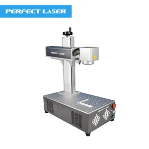 Máquina de laser de fibra portátil ideal para iluminar produtos elétricos, mini mesa 20W, máquina de silicone para relógios, produtos elétricos, IC