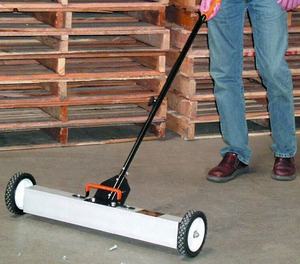 Ramasseur de sol magnétique robuste, balayeuse de sol en fer et dépoussiérage - Product Image 4