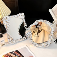 Miroir de Maquillage de Bureau Instagram pour Étudiants, Dortoir, Princesse, Effet Ondulé, Support Pliable, Cadre en Plastique Simple, Portable, Zhejiang
