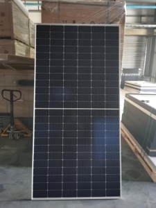 Pannello Solare Premium Durevole con Celle Efficienti per Installazione su Tetti Domestici <span class=keywords><strong>Eco</strong></span>-Sostenibili e Utilizzo di Energia Verde Off-Grid - Product Image 6