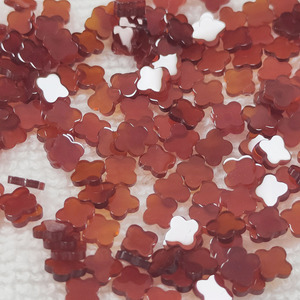 Pierre précieuse naturelle Agate rouge 5x5x1mm, cabochons trèfle à quatre feuilles en onyx noir, pierres brutes pour la fabrication de boucles d'oreilles - Product Image 4
