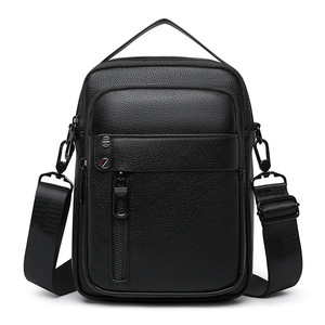Bolso bandolera impermeable OEM para hombre, de piel sintética, moderno, tipo mensajero. - Product Image 3