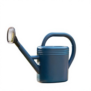 Arrosoir en plastique durable pour jardin et extérieur, 3L, 5L, 8L, 10L - Product Image 4