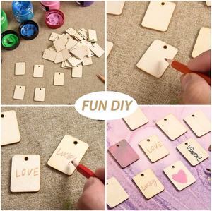 Vente en gros d'étiquettes suspendues rectangulaires vierges, bricolage, corde de chanvre, tranches de bois de peuplier carrées décoratives, ornements suspendus en bois, artisanat - Product Image 3