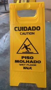 تحذير تجاري متين بالجملة 24 بوصة مزدوج الجانب أصفر تحذير في ردهة الشارع بالفندق علامة تحذير - Product Image 2