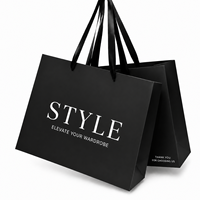 Fabricant de sacs en papier blanc, fournisseur de sacs de shopping personnalisés pour la vente au détail, la mode, les cosmétiques, les emballages cadeaux, service d'impression OEM