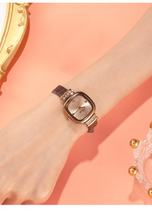 Montre élégante pour femme en or rose, cadran carré, cristaux, bracelet en cuir marron, cadran soleil, montre-bracelet à quartz - Product Image 2