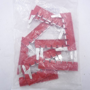 Lot de 10 connecteurs neufs 1353422 rouges à brancher pour PLC, livraison rapide - Product Image 1