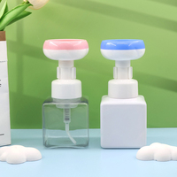 Distributeur de savon liquide moussant en PET OEM 250/500 ml pour nettoyant visage et articles de salle de bain