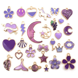 30 piezas de diseños mixtos, dijes de pendientes de <span class=keywords><strong>esmalte</strong></span> negro, rojo y azul para hacer joyas, dijes de aleación de Metal - Product Image 6