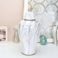 J076 Vase de luxe en marbre pots de gingembre blanc en céramique autres vases de table en porcelaine pour décoration de maison pièce maîtresse de mariage