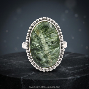 Bague tendance pour homme en argent sterling 925 avec pierre précieuse verte authentique en serpentine naturelle, sertie clos, artisanale, en forme d'ancre - Product Image 3