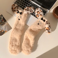 Mignon dessin animé chaussettes de couchage hiver épais chaud maison sol pantoufle doux en peluche floue Non-perte mois chaussettes cadeau de noël chaussettes
